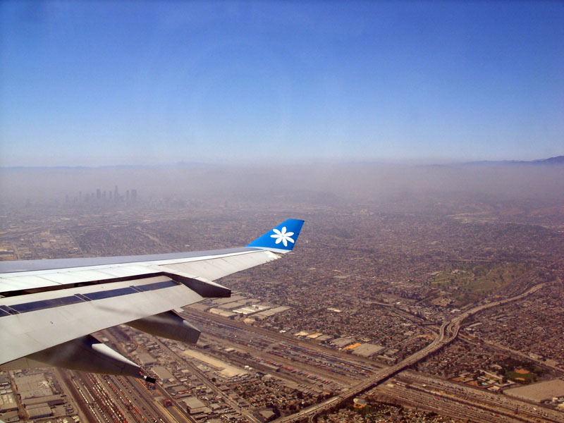 A l'approche de Los Angeles (au fond dans la pollution)